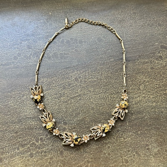 Coro Vintage flower necklace - Picture 2 of 4